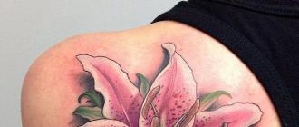 Tetovaža lilije. Kaj pomeni tetovaža lilije na nogi?