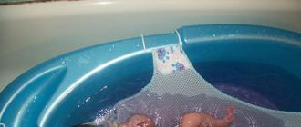 Kūdikio maudymas: kaip dažnai ir kaip maudyti kūdikį iki metų